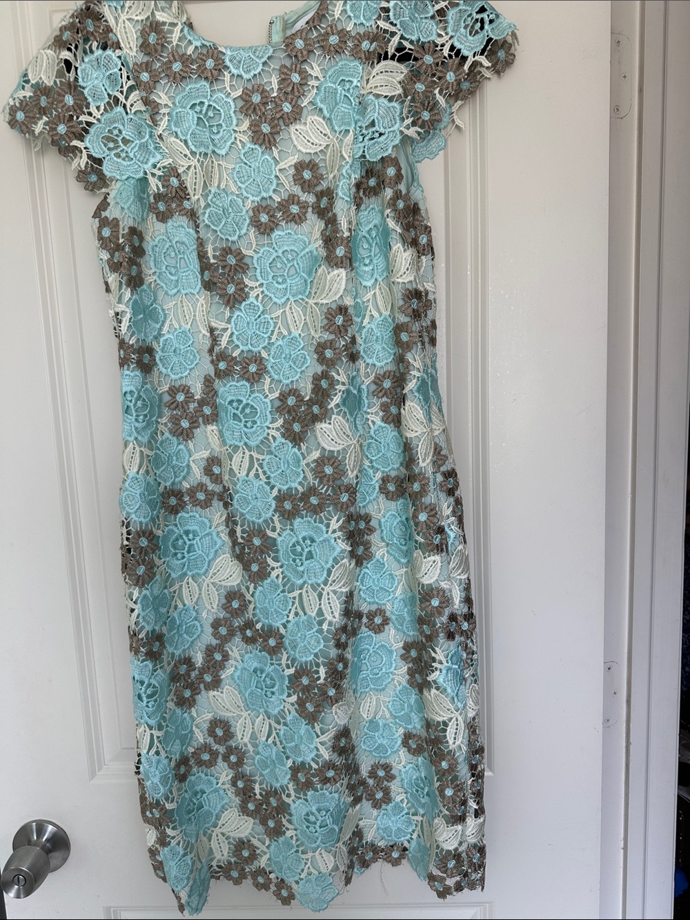 Floral Lace Sheath Dress in Mint & Taupe